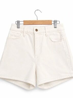 Universal Threads Ecru Shorts